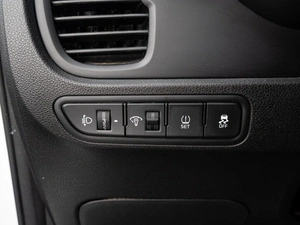 Хетчбэк Kia Rio X-Line 2020 года, 1440000 рублей, Краснодар