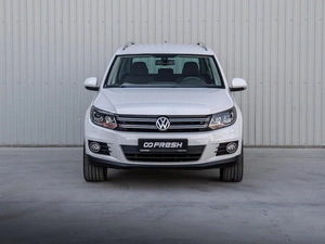 Внедорожник Volkswagen Tiguan 2013 года, 1730000 рублей, Краснодар