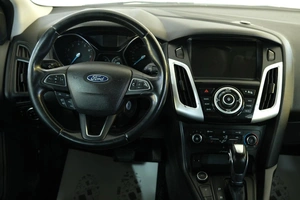 Седан Ford Focus 2016 года, 959000 рублей, Омск