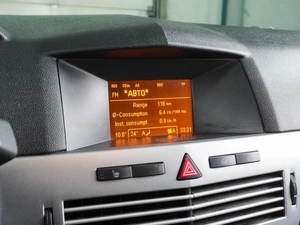 Универсал Opel Astra 2012 года, 819000 рублей, Воронеж