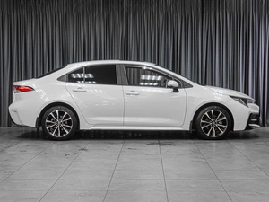 Седан Toyota Levin 2020 года, 1975000 рублей, Тюмень