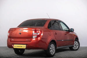 Седан ВАЗ (LADA) Granta 2012 года, 399999 рублей, Томск