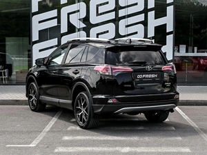 Внедорожник Toyota RAV4 2017 года, 2130000 рублей, Волгоград