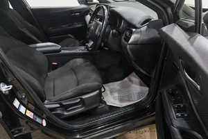 Внедорожник Toyota C-HR 2017 года, 2119000 рублей, Новокузнецк