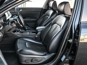 Седан Kia Optima 2019 года, 1939000 рублей, Кирилловка