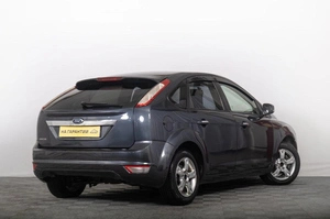 Хетчбэк Ford Focus 2010 года, 599000 рублей, Томск
