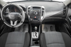 Универсал Kia Ceed 2011 года, 999000 рублей, Барнаул