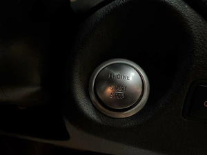 Седан Mercedes-benz CLA-класс 2015 года, 1737000 рублей, Красноярск