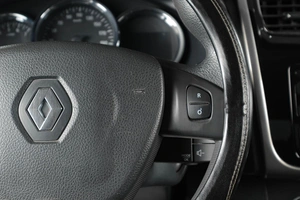 Седан Renault Logan 2016 года, 799000 рублей, Тюмень