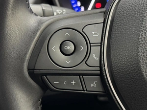 Универсал Toyota Corolla 2019 года, 1720100 рублей, Красноярск