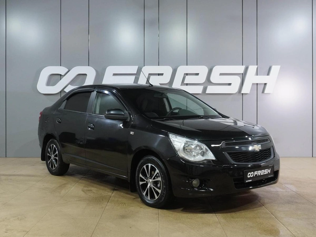 Седан Chevrolet Cobalt 2013 года, 669000 рублей, Воронеж