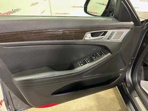 Седан Genesis G80 2017 года, 1890000 рублей, Красноярск