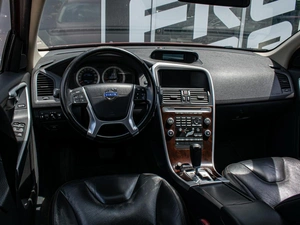 Внедорожник Volvo XC60 2010 года, 1220000 рублей, Краснодар
