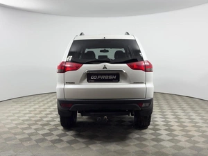 Внедорожник Mitsubishi Pajero Sport 2014 года, 1985900 рублей, Казань