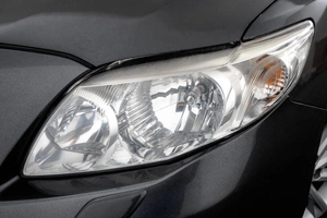 Седан Toyota Corolla 2008 года, 799000 рублей, Барнаул