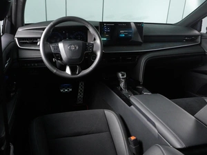 Седан Toyota Camry 2026 года, 4355000 рублей, Красный Пахарь