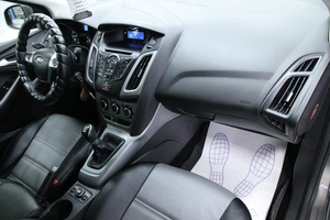 Хетчбэк Ford Focus 2011 года, 758000 рублей, Солонцы