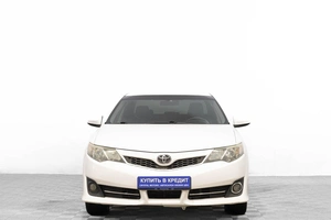 Седан Toyota Camry 2012 года, 1549000 рублей, Барнаул