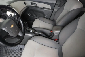 Седан Chevrolet Cruze 2010 года, 569000 рублей, Пермь