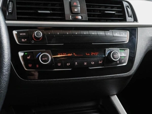 Хетчбэк BMW 1 серия 2017 года, 1719000 рублей, Воронеж