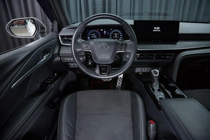 Седан Toyota Camry 2024 года, 3497000 рублей, Красноярск