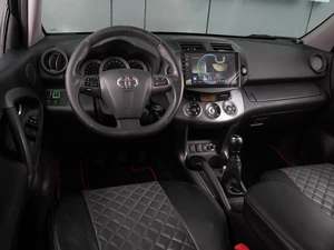 Внедорожник Toyota RAV4 2012 года, 1929000 рублей, Воронеж