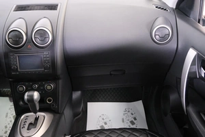 Внедорожник Nissan Qashqai 2010 года, 1149000 рублей, Омск