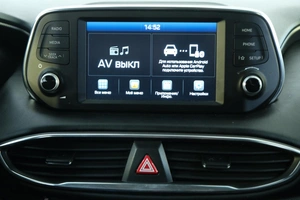 Внедорожник Hyundai Santa Fe 2018 года, 2689000 рублей, Омск
