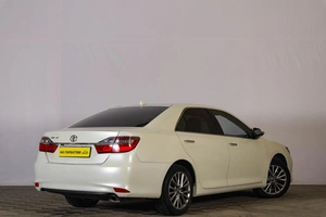 Седан Toyota Camry 2017 года, 2639000 рублей, Тюмень
