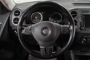 Внедорожник Volkswagen Tiguan 2013 года, 1979000 рублей, Новокузнецк