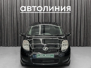 Хетчбэк Toyota Vitz 2010 года, 550000 рублей, Красноярск