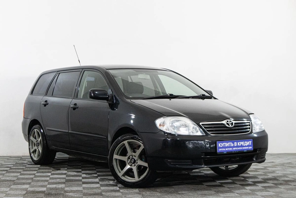 Универсал Toyota Corolla Fielder 2002 года, 569000 рублей, Сургут