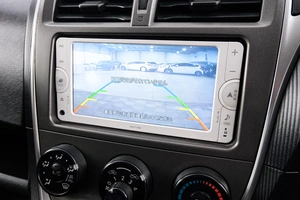 Хетчбэк Toyota Ractis 2012 года, 969000 рублей, Красноярск