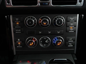 Внедорожник Land Rover Range Rover 2010 года, 1450050 рублей, Москва