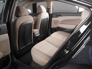 Седан Hyundai Elantra 2019 года, 1683000 рублей, Минеральные Воды