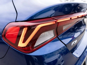 Седан Kia K5 2020 года, 2359000 рублей, Саратов