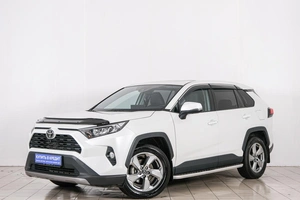 Внедорожник Toyota RAV4 2021 года, 3549000 рублей, Красноярск