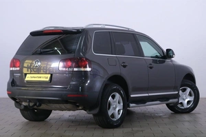 Внедорожник Volkswagen Touareg 2009 года, 1119000 рублей, Омск