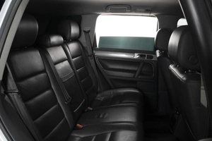 Внедорожник Volkswagen Touareg 2006 года, 1020000 рублей, Омск