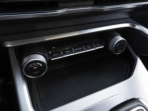 Внедорожник Geely Coolray 2022 года, 1549000 рублей, Саратов