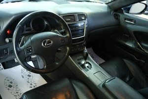 Седан Lexus IS 2007 года, 989000 рублей, Омск