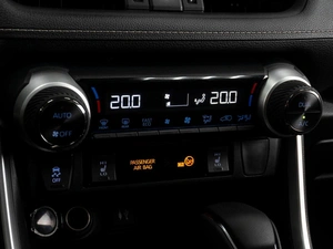 Внедорожник Toyota RAV4 2020 года, 3629000 рублей, Тюмень