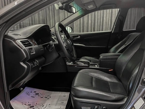 Седан Toyota Camry 2016 года, 2049000 рублей, Красноярск