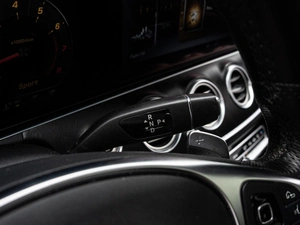 Седан Mercedes-benz E-класс 2016 года, 2915000 рублей, Краснодар