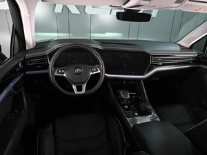 Внедорожник Volkswagen Touareg 2020 года, 8199000 рублей, Аксай