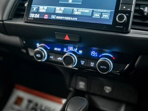 Хетчбэк Honda Fit 2020 года, 1320000 рублей, Красноярск