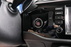 Седан Kia Rio 2017 года, 1389000 рублей, Красноярск