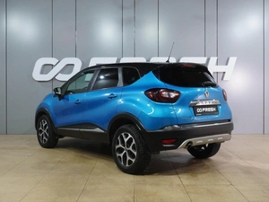 Внедорожник Renault Kaptur 2017 года, 1289000 рублей, Воронеж