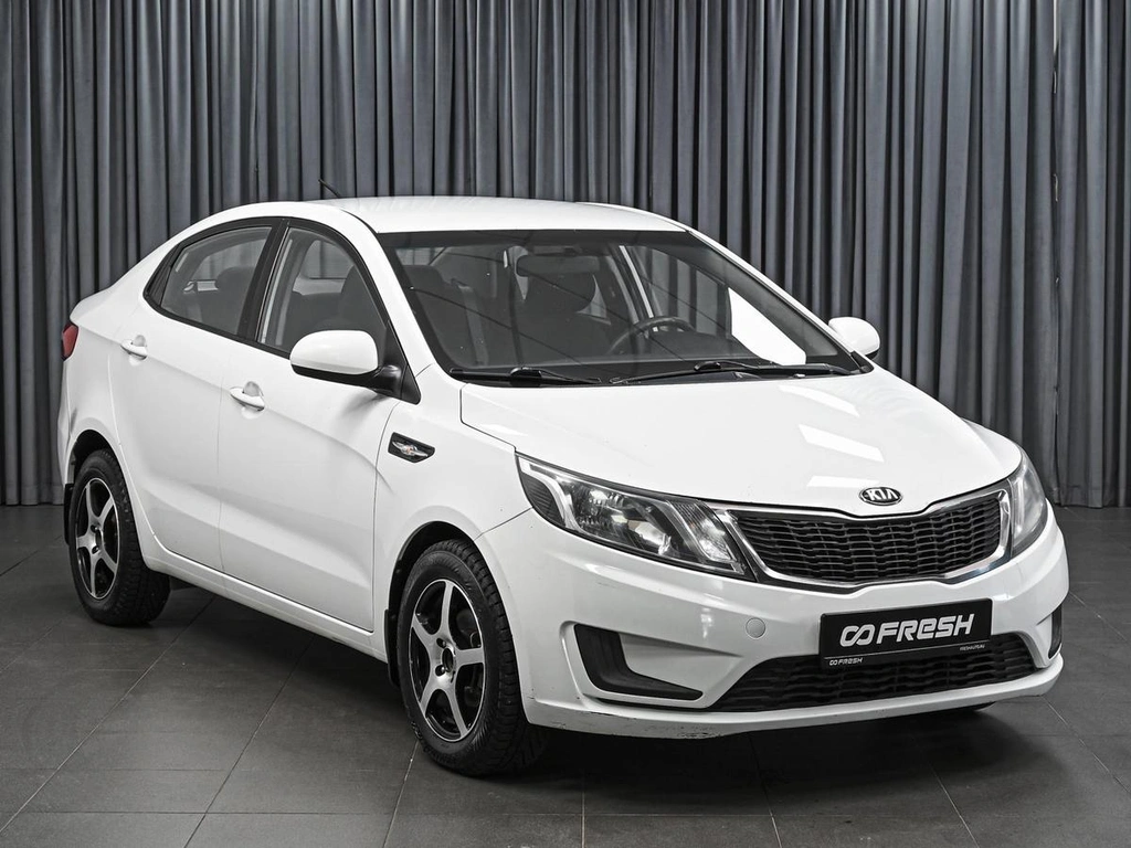 Седан Kia Rio 2014 года, 880000 рублей, Ставрополь