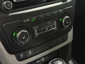 Внедорожник Skoda Yeti 2016 года, 1025000 рублей, Красноярск